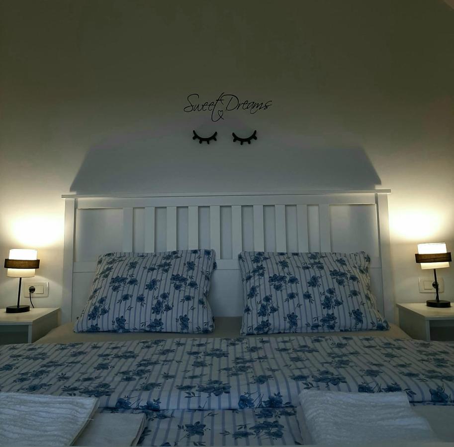 Elegant Inn Gospić エクステリア 写真